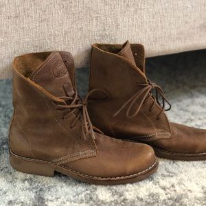 Roots Genuine Leather Boots